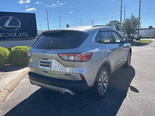 2021 Ford Escape Titanium Hybrid