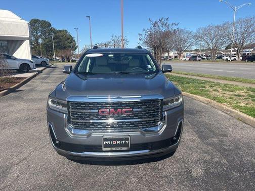 2022 GMC Acadia Denali