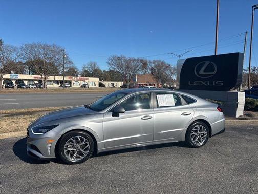 2021 Hyundai SONATA SEL