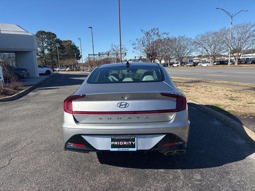 2021 Hyundai SONATA SEL