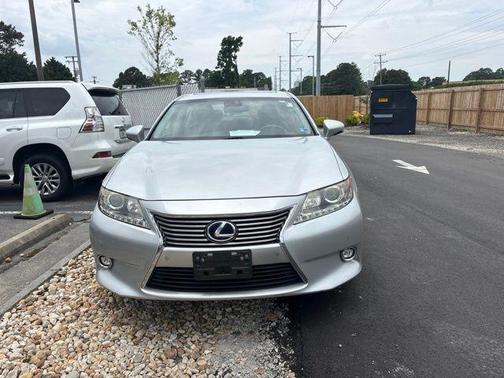 Silver Lining Metallic 2014 Lexus ES 300h Base