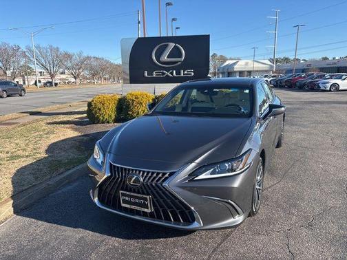 2022 Lexus ES 350 Base