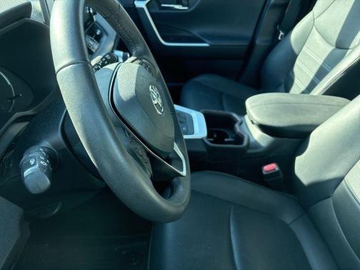 2022 Toyota RAV4 Hybrid Limited