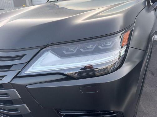 2024 Lexus LX 600 Luxury