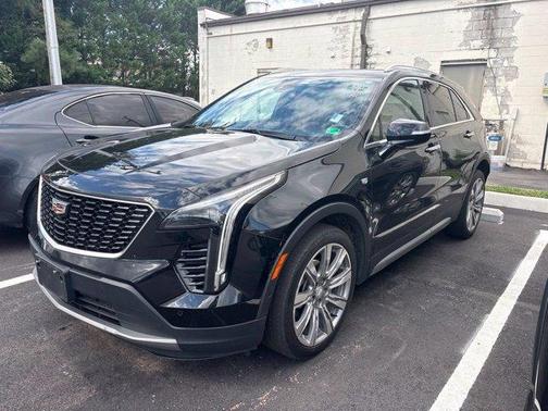 Stellar Black Metallic 2020 Cadillac XT4 Premium Luxury