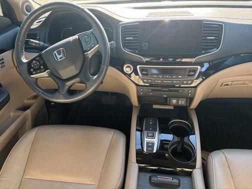 2022 Honda Pilot Elite