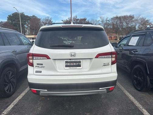 2022 Honda Pilot Elite