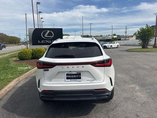 Eminent White Pearl 2022 Lexus NX 350h Premium