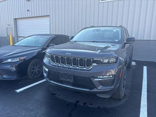 2022 Jeep Grand Cherokee 4xe Base