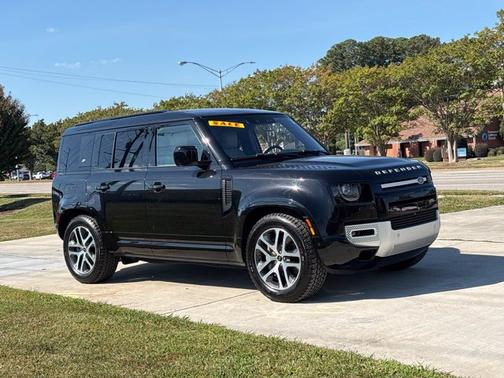 Santorini Black Metallic 2022 Land Rover Defender XS Edition