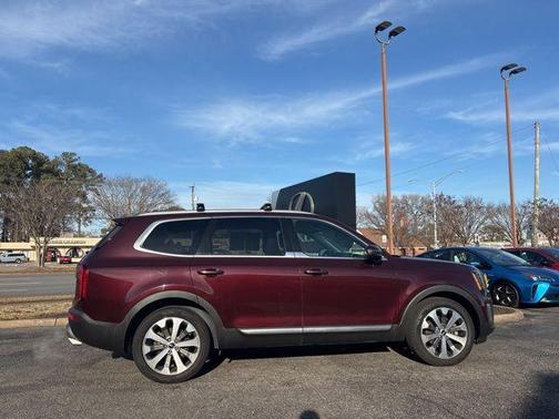 2022 Kia Telluride S