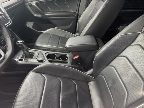 2022 Volkswagen Tiguan 2.0T SEL R-Line