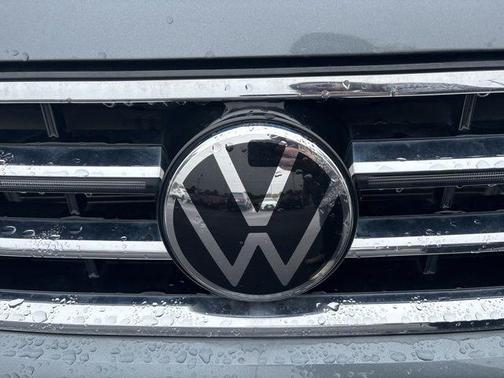 2022 Volkswagen Tiguan 2.0T SEL R-Line