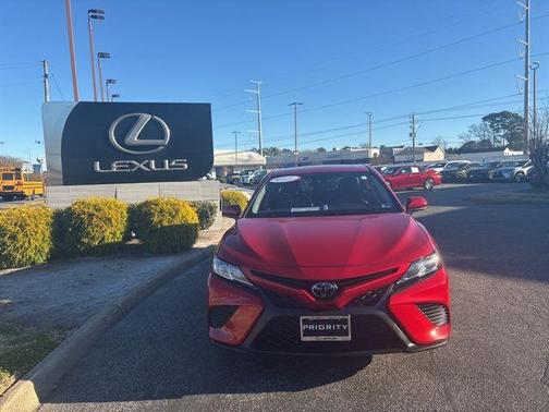 2020 Toyota Camry SE