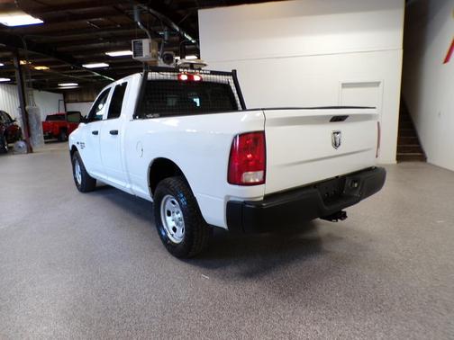 Bright White Clearcoat 2019 RAM 1500 Classic Tradesman