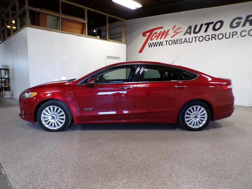 2014 Ford Fusion Energi Titanium