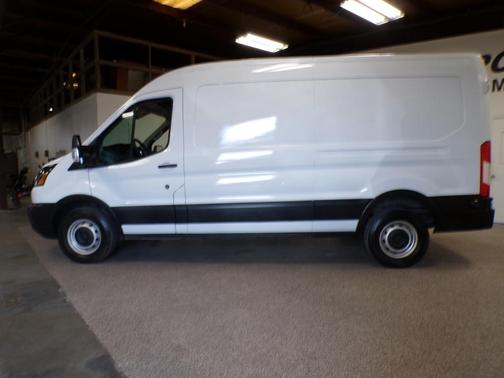 2019 Ford Transit-250 148 WB Medium Roof Cargo