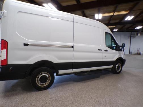 2019 Ford Transit-250 148 WB Medium Roof Cargo