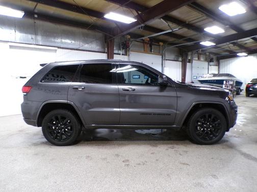 2021 Jeep Grand Cherokee Laredo X