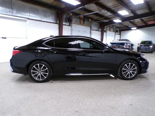 2018 Acura TLX V6 w/Technology Package