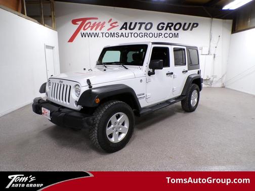 Bright White Clearcoat 2014 Jeep Wrangler Unlimited Sport