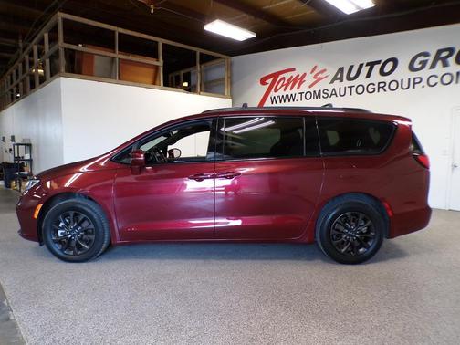 2021 Chrysler Pacifica Touring