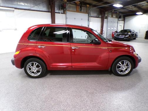 Inferno Red Pearl 2002 Chrysler PT Cruiser Limited