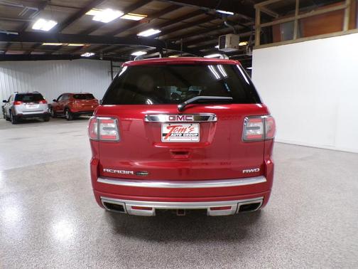 2014 GMC Acadia Denali