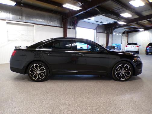 2013 Ford Taurus SHO
