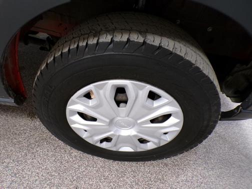 2018 Ford Transit-250 148 WB Medium Roof Cargo