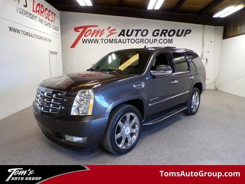 Galaxy Gray Metallic 2011 Cadillac Escalade Luxury