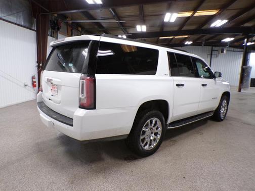 2019 GMC Yukon XL SLT
