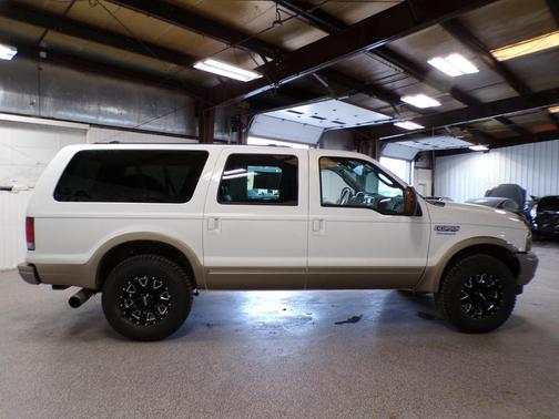 Oxford White 2004 Ford Excursion Eddie Bauer