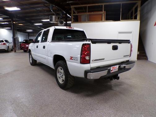 2005 Chevrolet Silverado 1500 LS Crew Cab