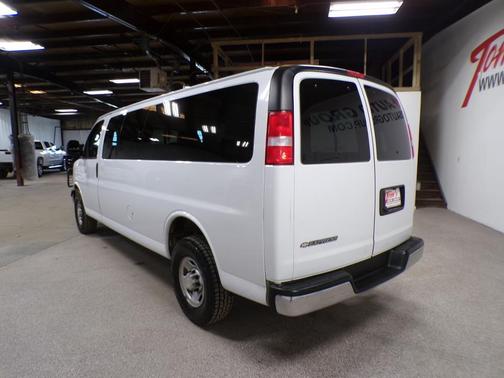2021 Chevrolet Express 3500 LS