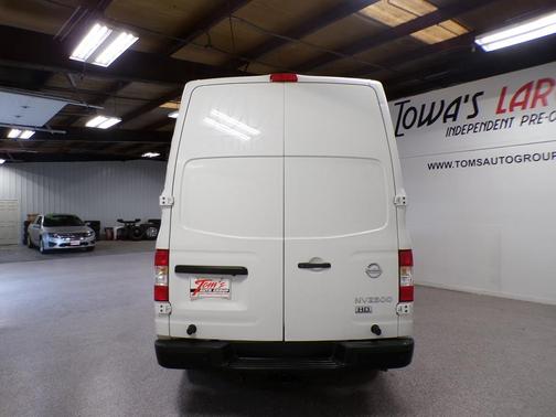 Glacier White 2014 Nissan NV Cargo NV2500 HD SV V6/SV V8