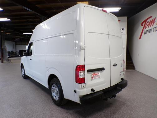 Glacier White 2014 Nissan NV Cargo NV2500 HD SV V6/SV V8