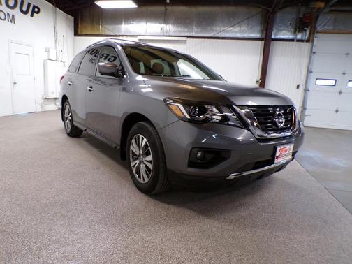 2020 Nissan Pathfinder SL