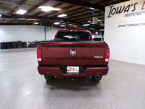 Case IH Red 2018 RAM 1500 Express