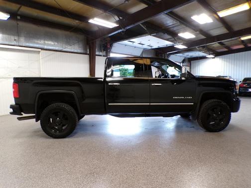 Onyx Black 2015 GMC Sierra 2500 Denali