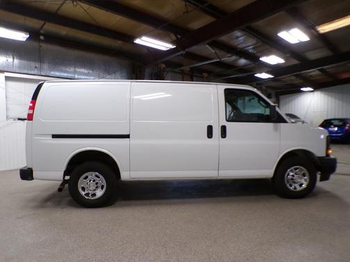 2017 Chevrolet Express 2500 Work Van