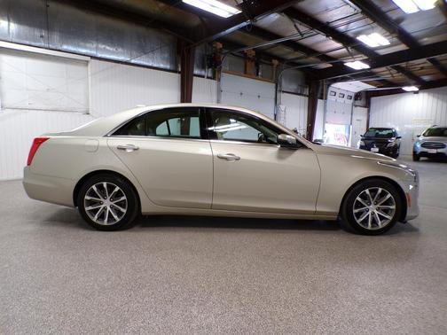 2016 Cadillac CTS 2.0L Turbo Luxury