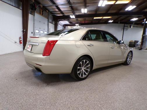 2016 Cadillac CTS 2.0L Turbo Luxury