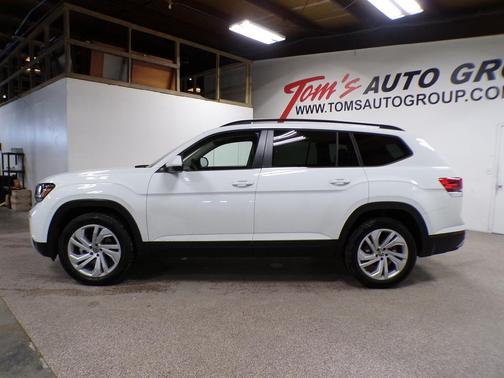 2022 Volkswagen Atlas 3.6L SE w/Technology