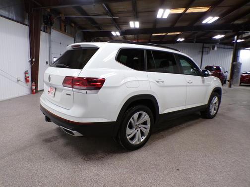 2022 Volkswagen Atlas 3.6L SE w/Technology