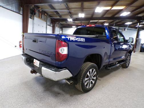 2014 Toyota Tundra SR5