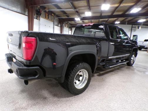 2024 Chevrolet Silverado 3500 High Country