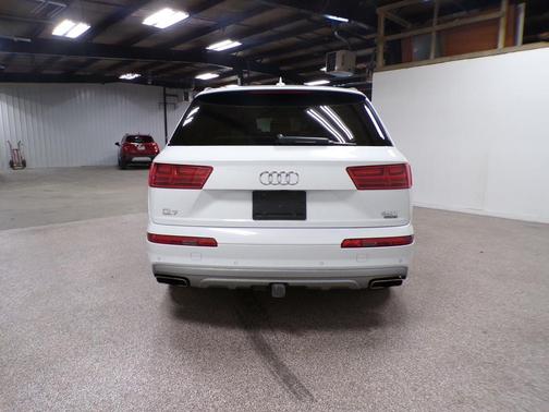 2017 Audi Q7 3.0T Premium Plus