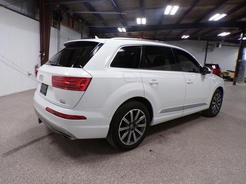 2017 Audi Q7 3.0T Premium Plus