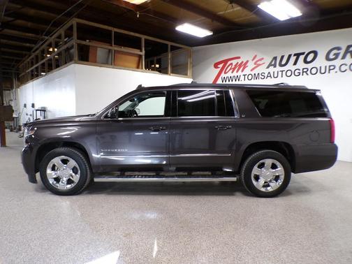 2017 Chevrolet Suburban LT